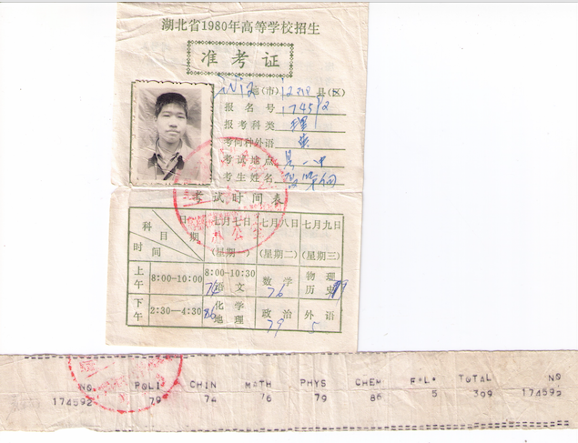 图片包含 白板 AI 生成的内容可能不正确。